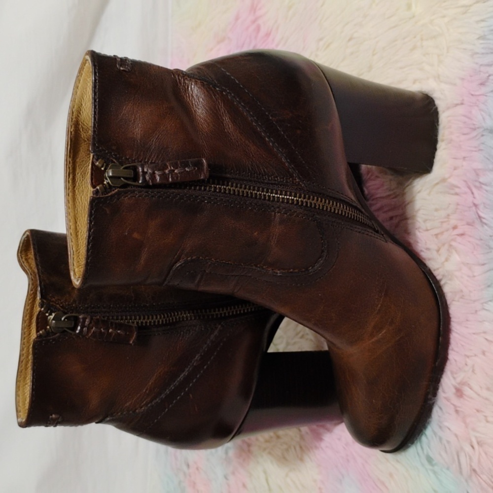 SALE! Frye Patty Artisan Zip Up Boots Sz.7M Gently Worn (#8 CRATE) - Picture 12 of 16